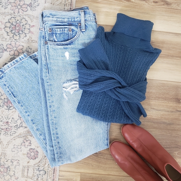 Teal Blue Turtleneck Sweater - Picture 1 of 2